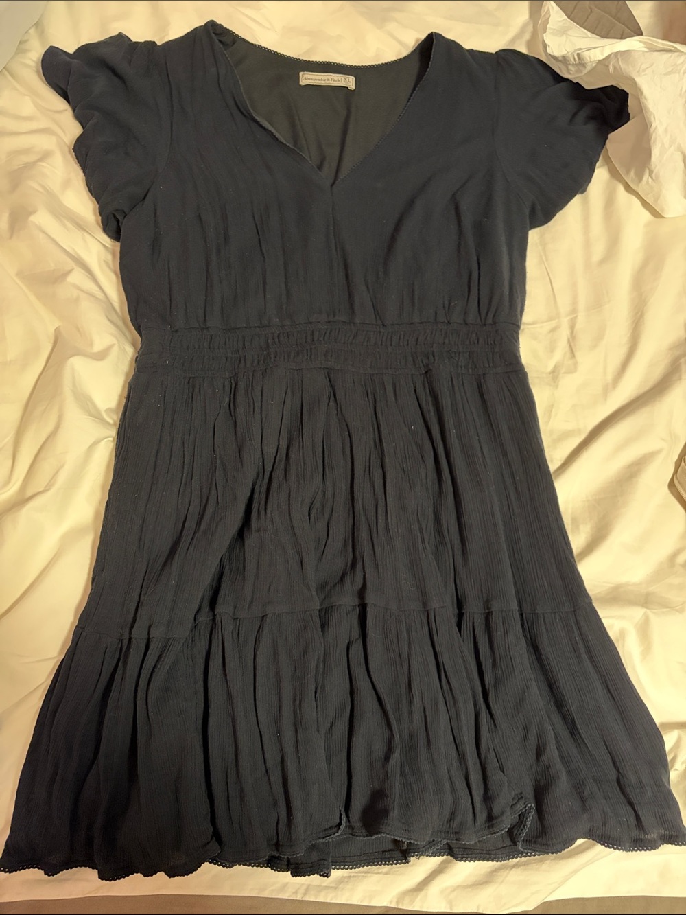 Abercrombie & Fitch Women's Black V-Neck Tiered Short Sleeve Dress XL